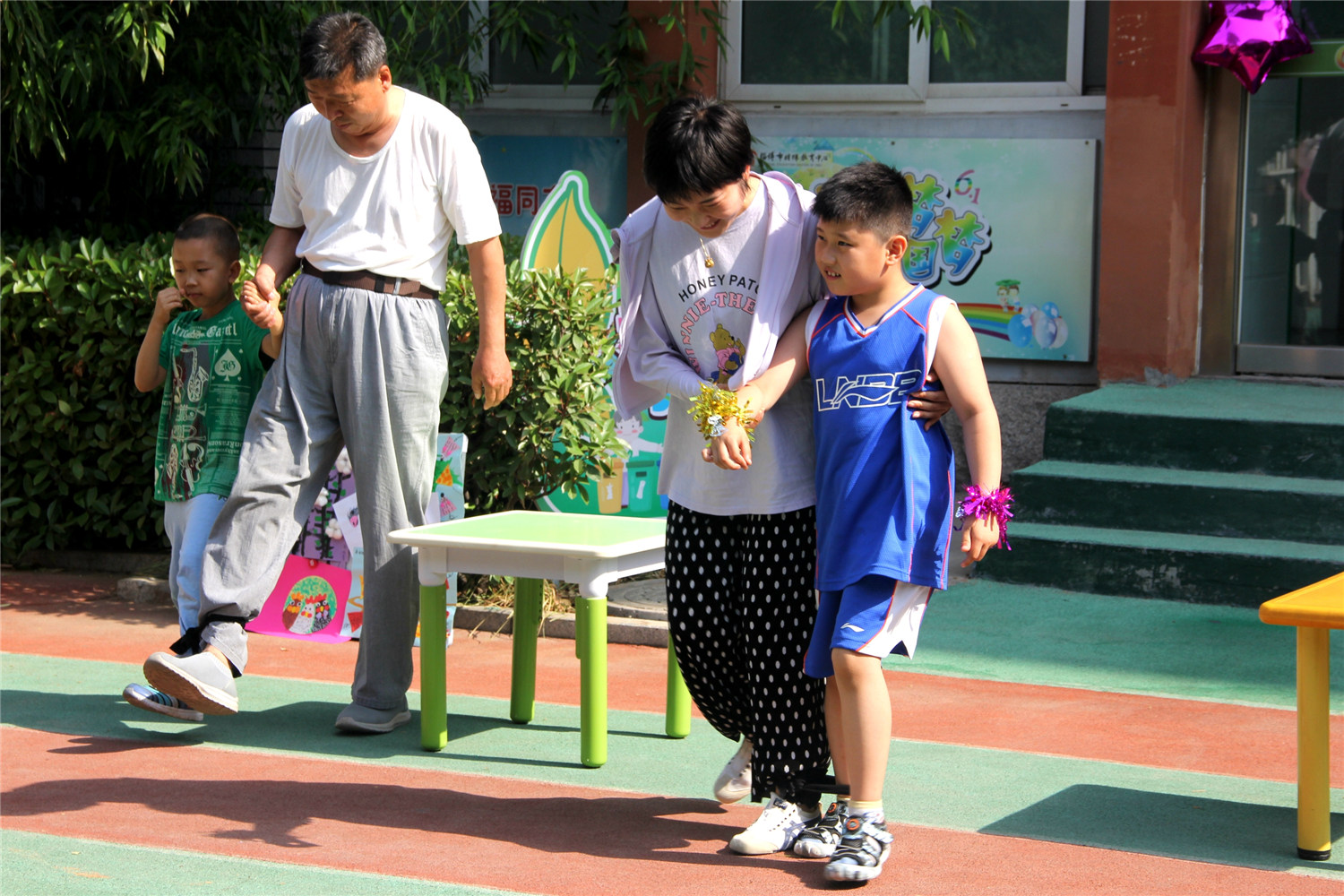 市特教中心開展“暢享運(yùn)動、活力無限”慶“六一”親子運(yùn)動活動